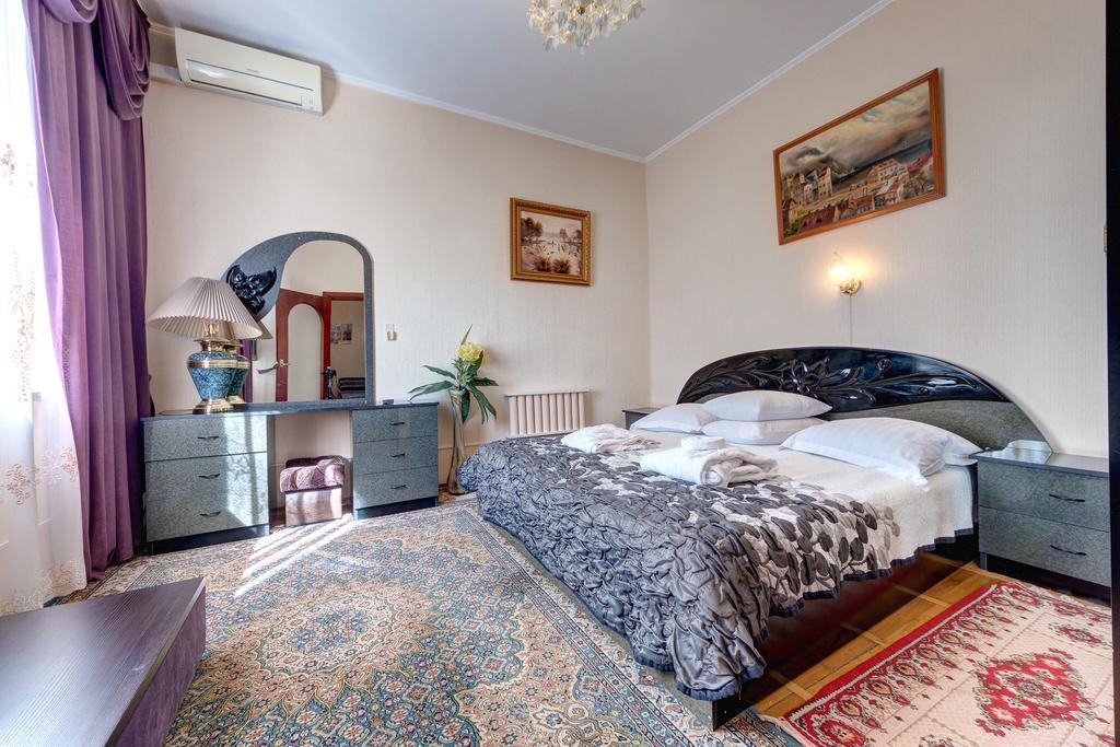 Aleksandria Hotel キエフ エクステリア 写真