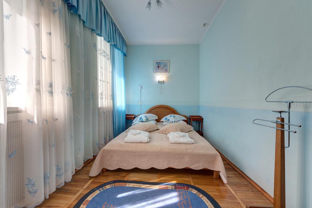 Aleksandria Hotel キエフ エクステリア 写真