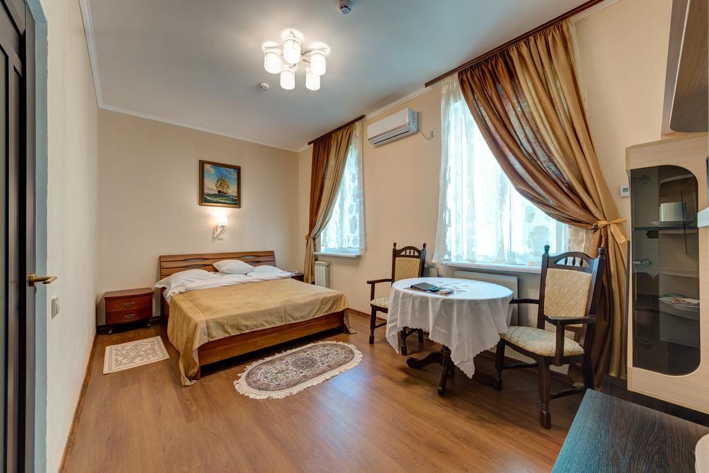 Aleksandria Hotel キエフ エクステリア 写真