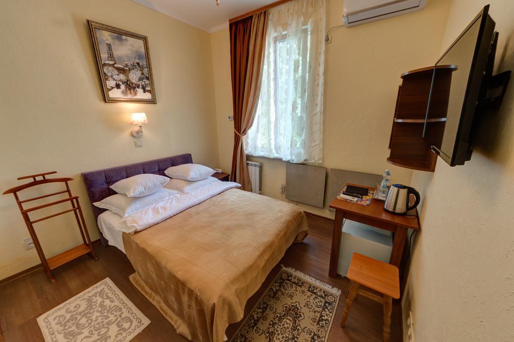 Aleksandria Hotel キエフ エクステリア 写真