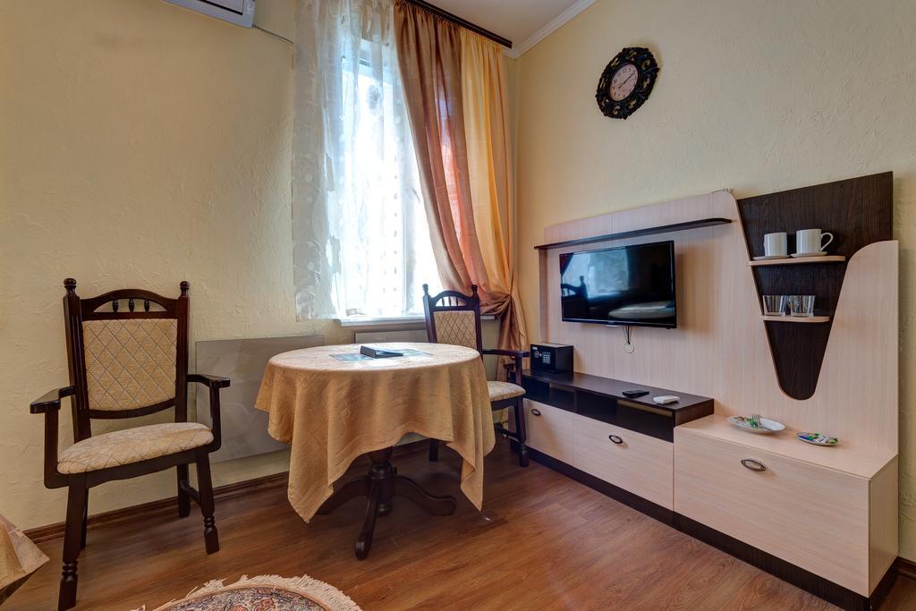 Aleksandria Hotel キエフ エクステリア 写真