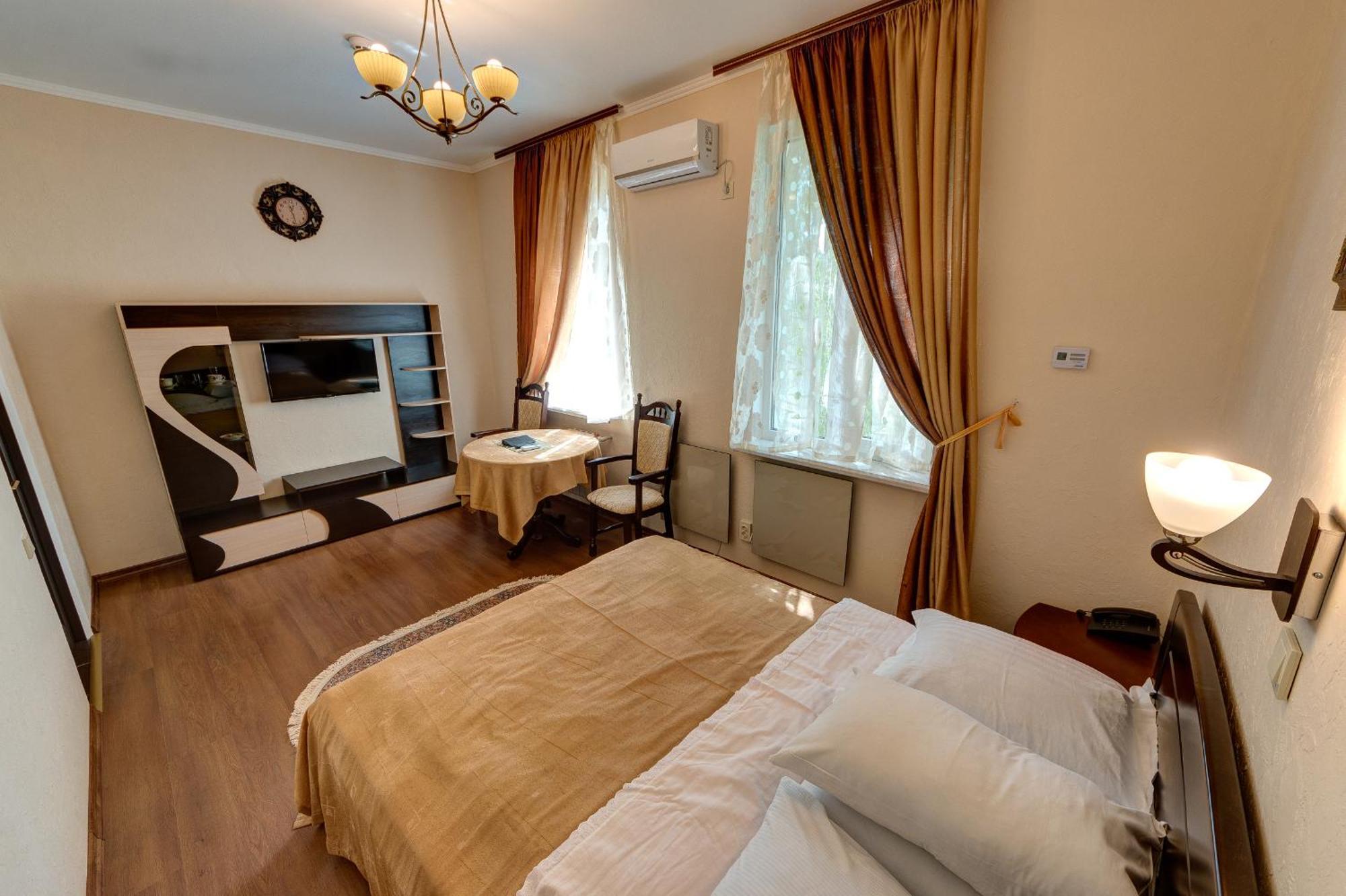 Aleksandria Hotel キエフ エクステリア 写真