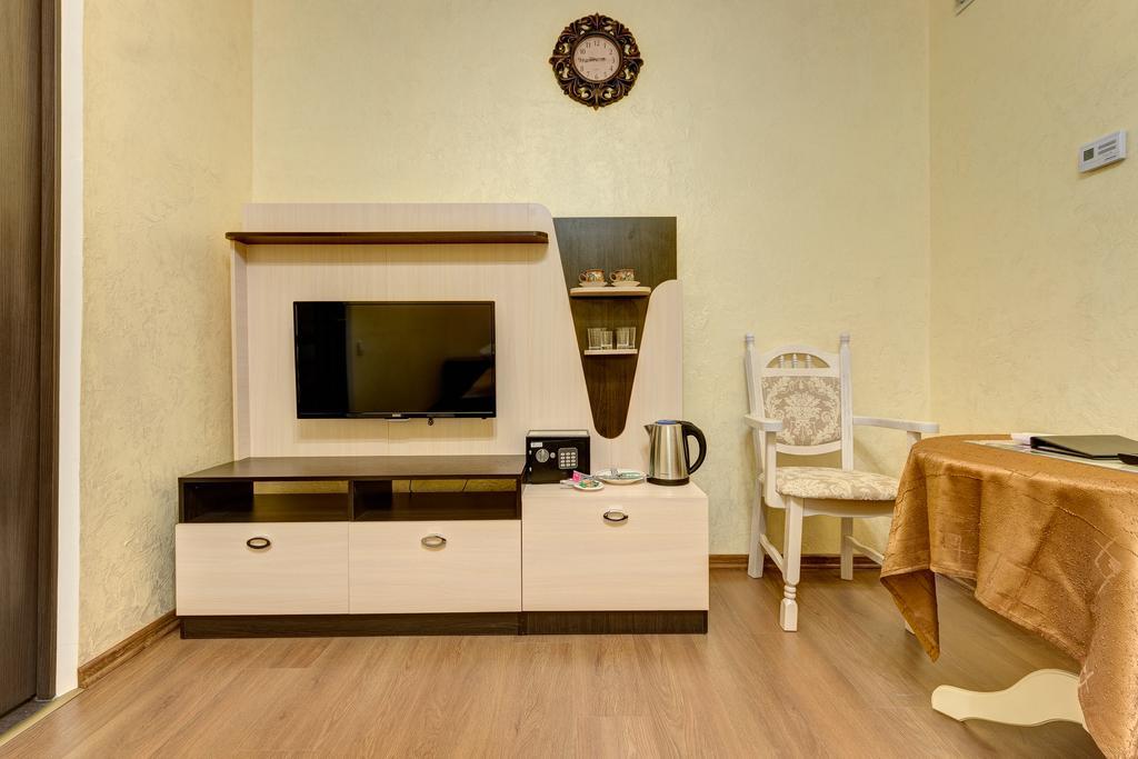 Aleksandria Hotel キエフ エクステリア 写真
